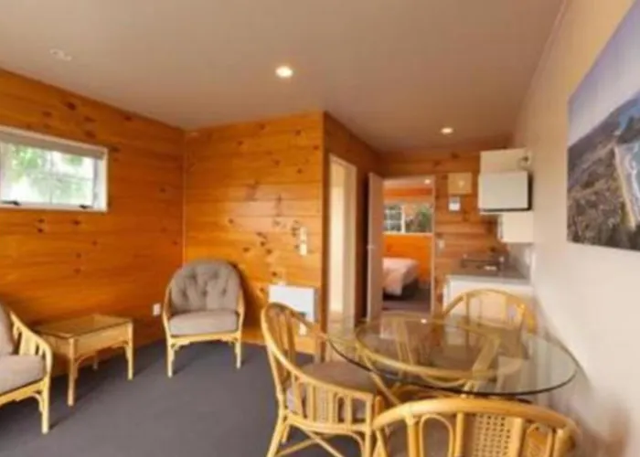 Pauanui Pines Motor Lodge